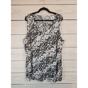 Catherines Women's Black White Layered Leaf Print V-Neck‎ Sleeveless Top Size 3X